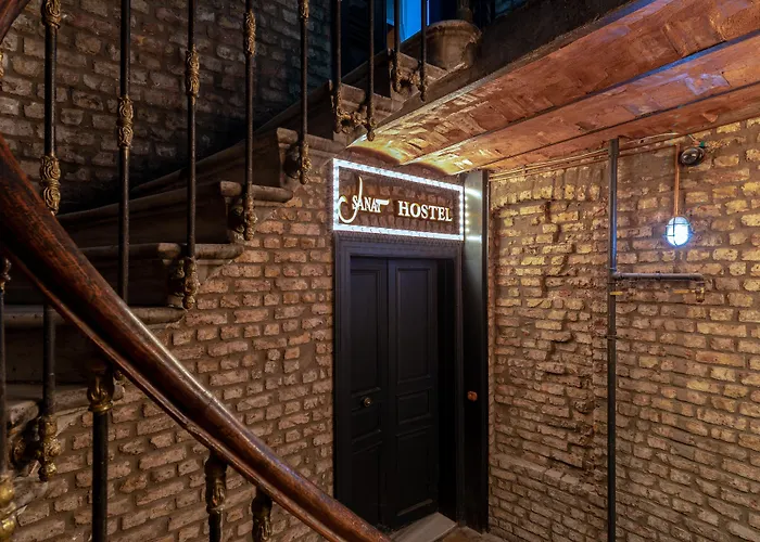 Sanat Hostel Taksim